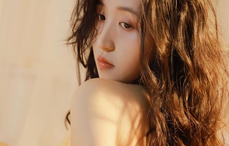城中村美容院外观
